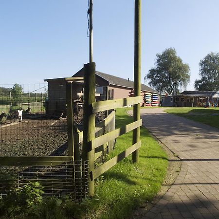 Holiday Home Ossa Basecamp Sint Odilienberg Room photo